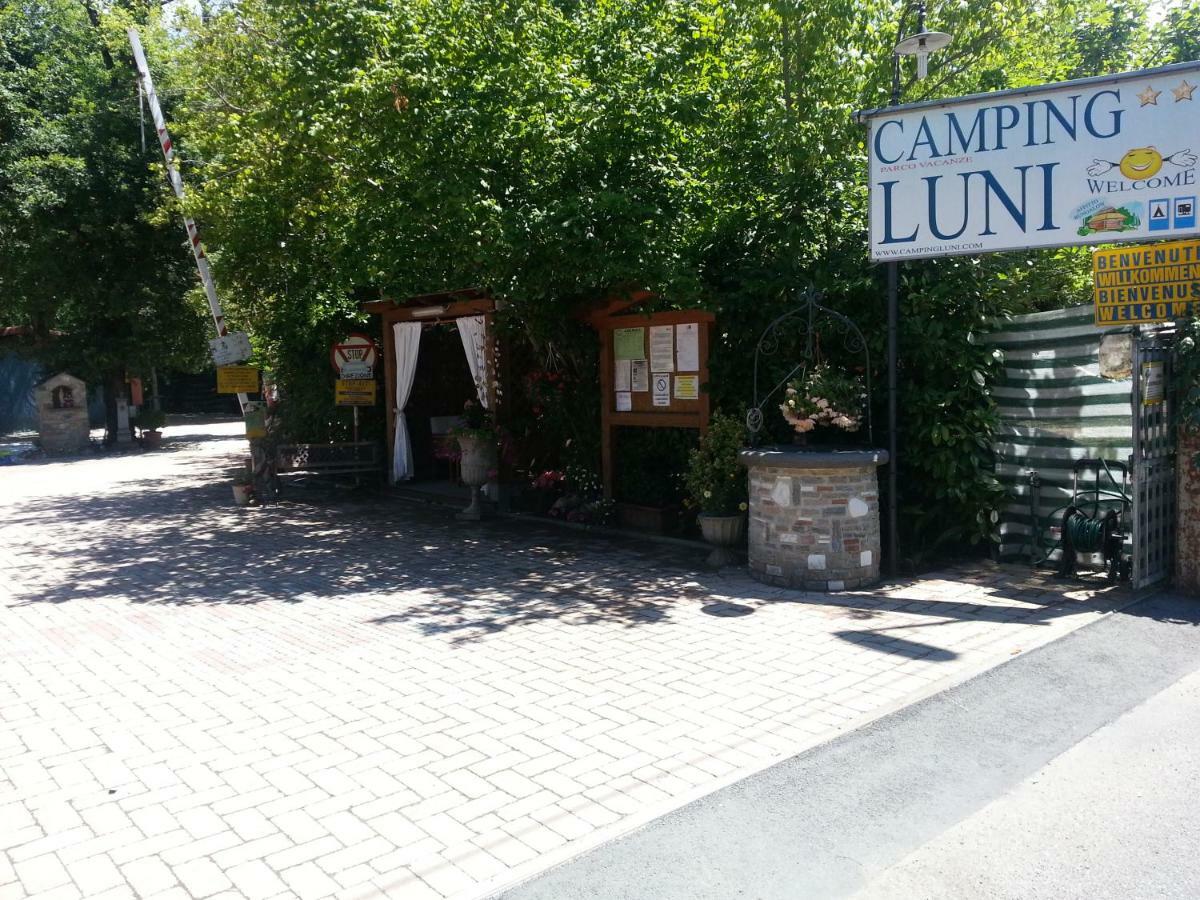 Luni
